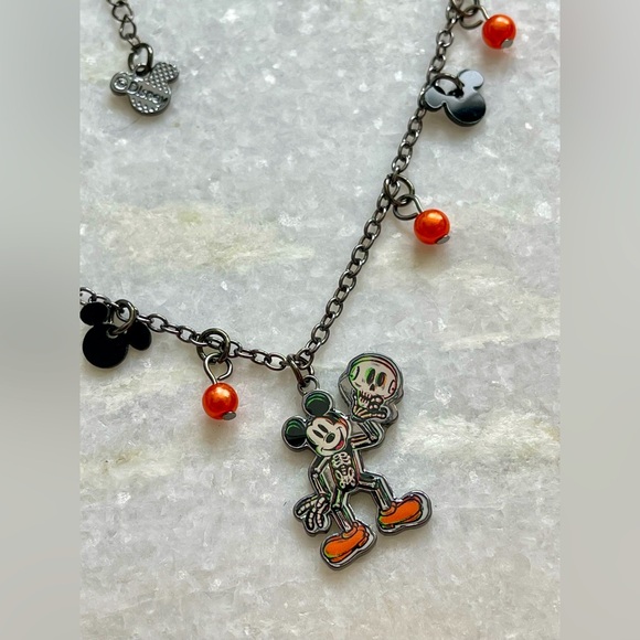 DISNEY HALLOWEEN MICKEY MOUSE PEARL CHARM SKELETON COSTUME PENDANT NECKLACE - Picture 1 of 3